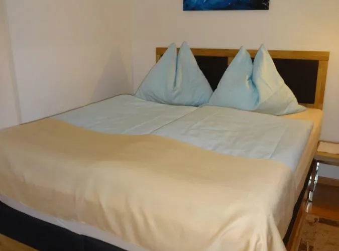 Schwarzenbacher * Kaprun